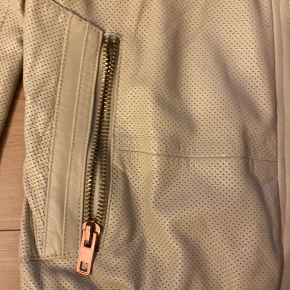 Kenna - T Leather Bomber Jacket - Picture 3 of 8